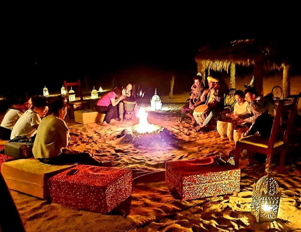 Hotel Sahara Safari Camp Merzouga Esterno foto