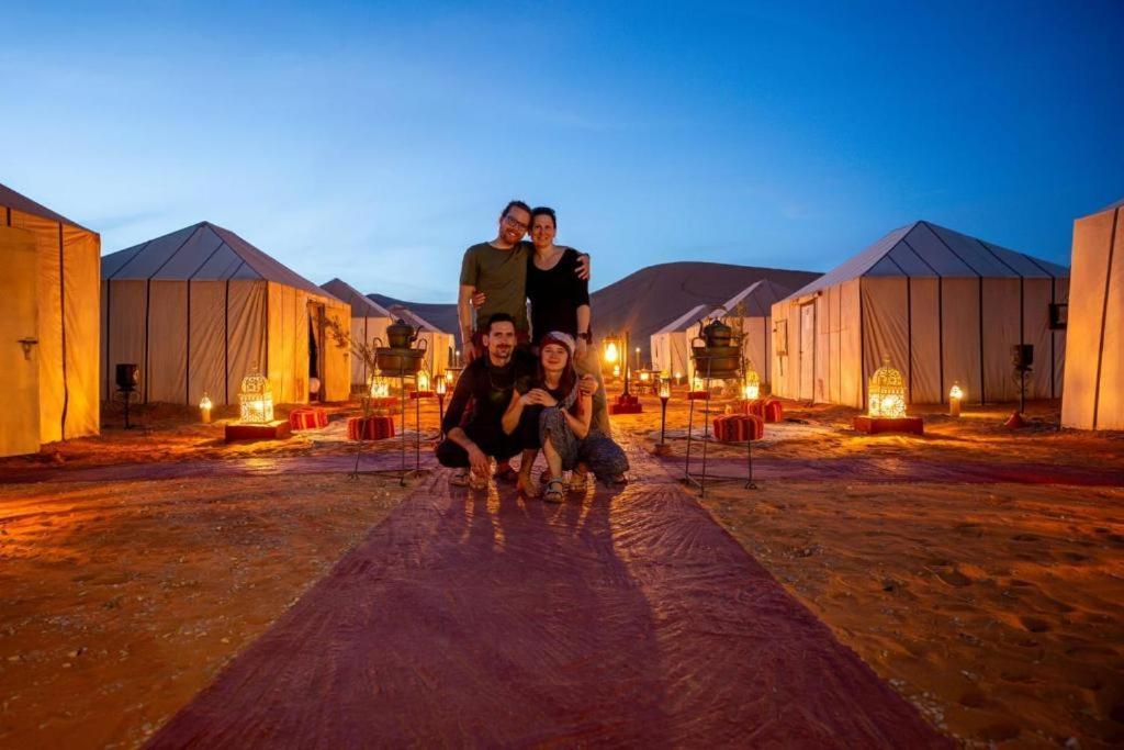 Hotel Four Season Camp Merzouga Esterno foto